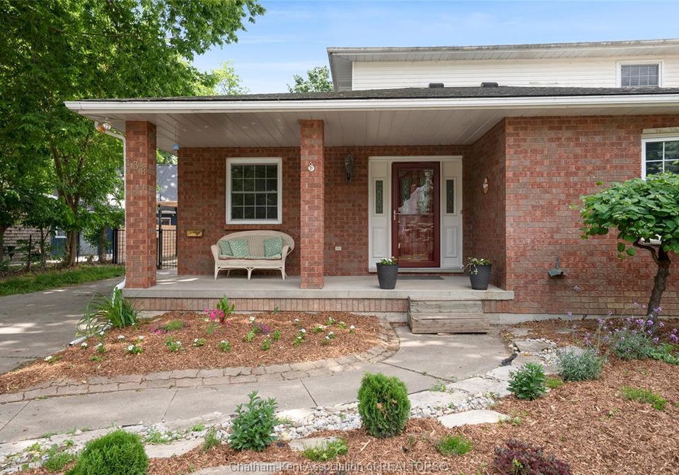 138-elizabeth-street-chatham-ontario-26019527