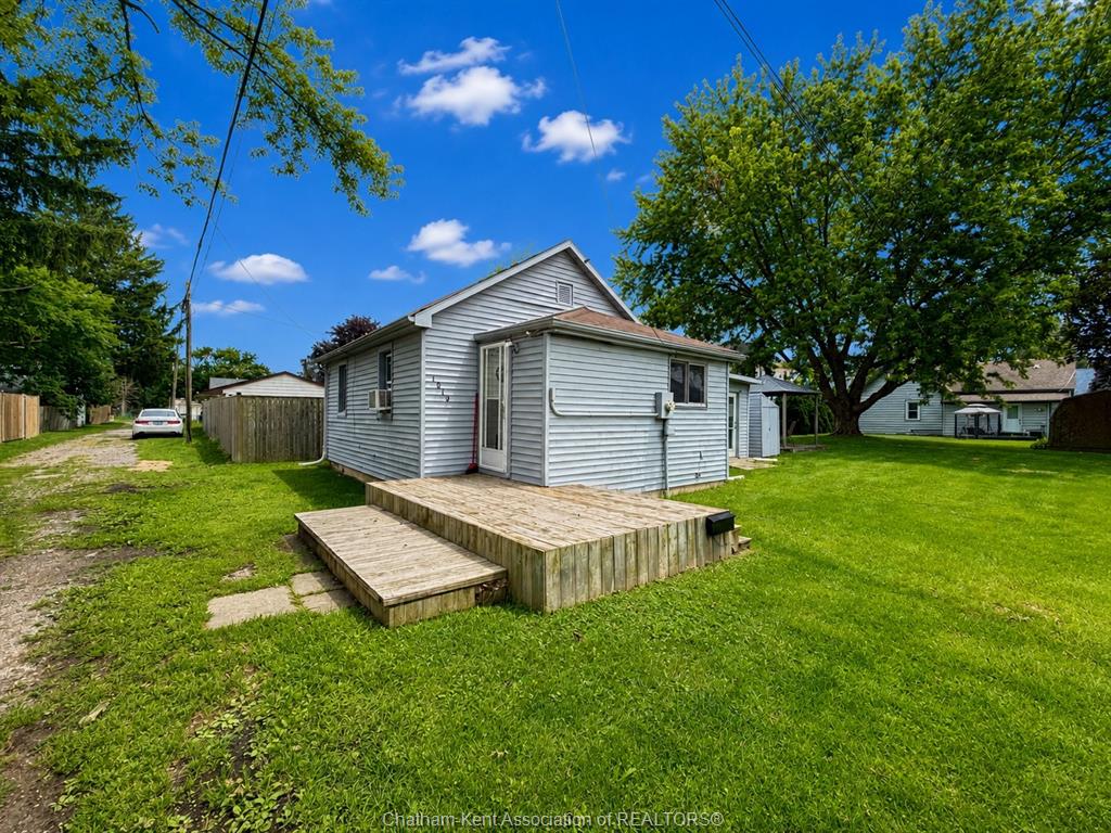 1019-elgin-street-wallaceburg-ontario-26019547