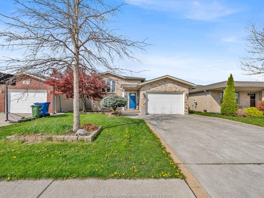 2115-everts-windsor-ontario-26019586