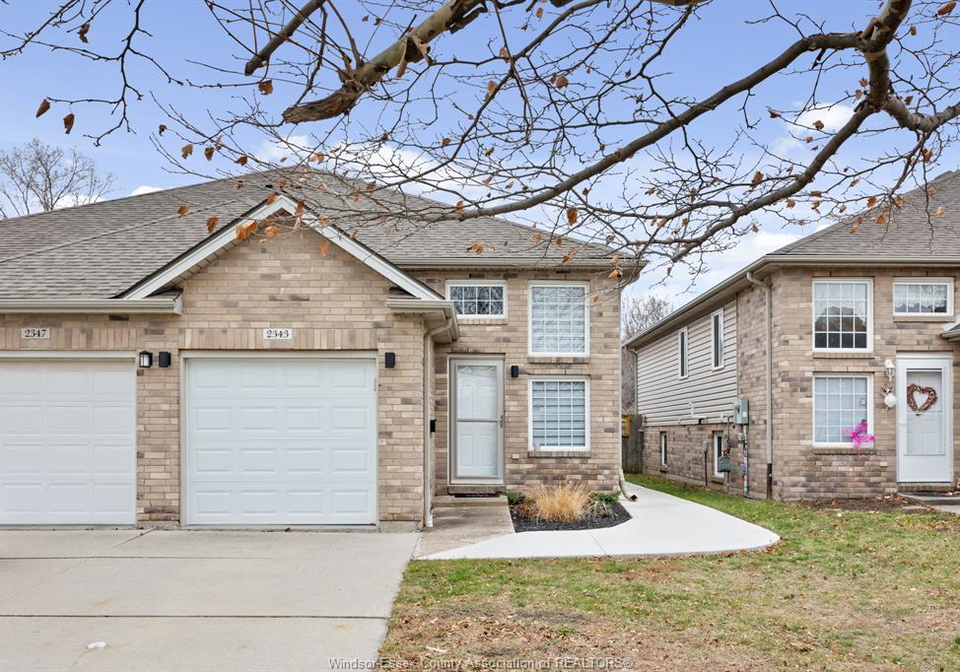 2343-lamont-street-windsor-ontario-26019599