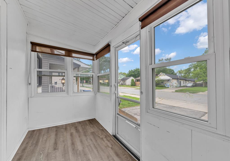 990-campbell-avenue-windsor-ontario-26019600