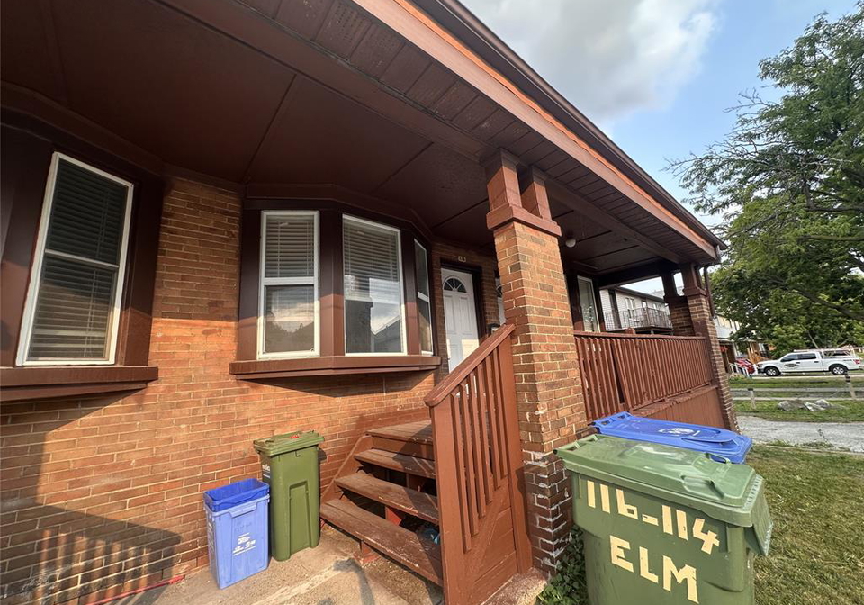 116-elm-avenue-windsor-ontario-26019625