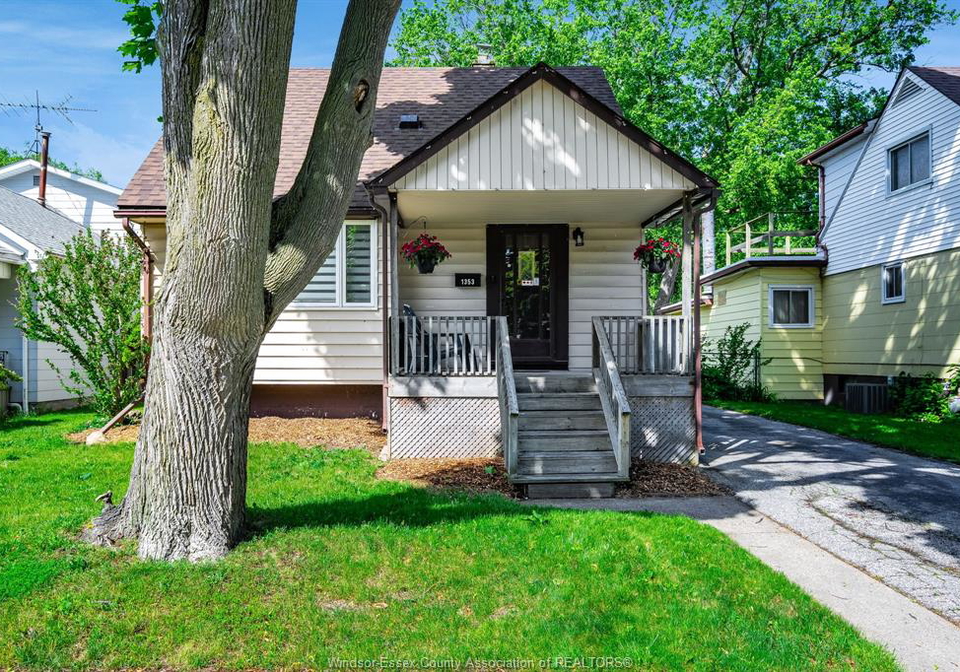 1353-george-avenue-windsor-ontario-26019635