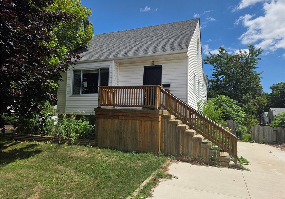 782-kember-avenue-sarnia-ontario-26019639
