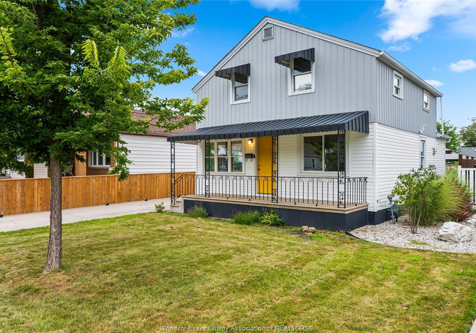 2682-clemenceau-windsor-ontario-26019654