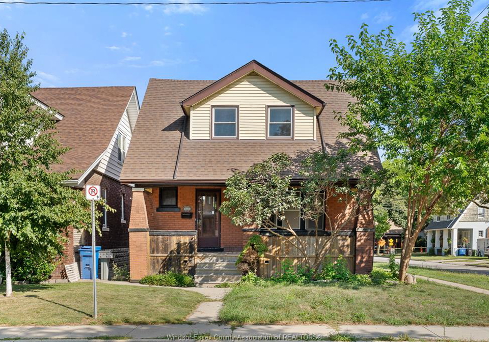 1890-oneida-court-windsor-ontario-26019668