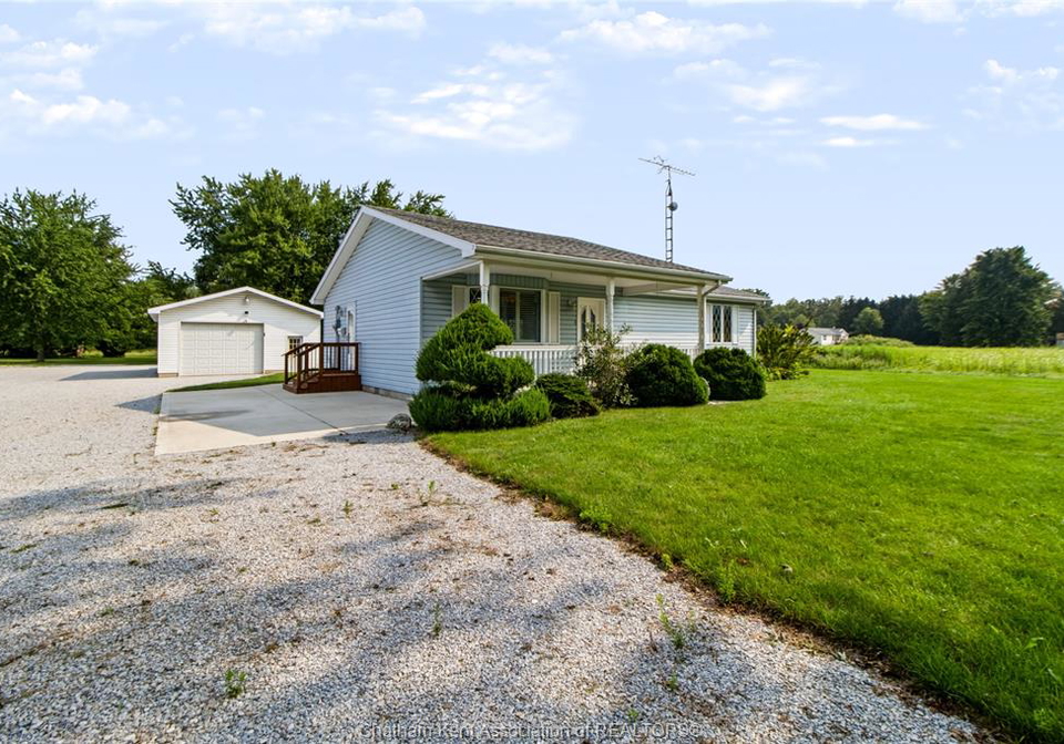 13175-base-line-thamesville-ontario-26019673