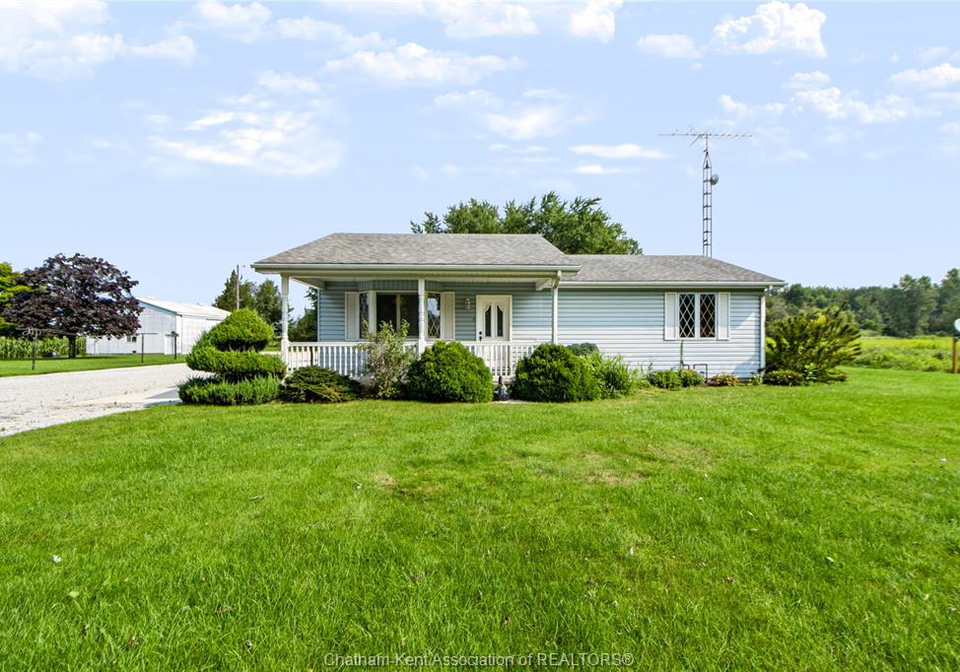 13175-base-line-thamesville-ontario-26019673