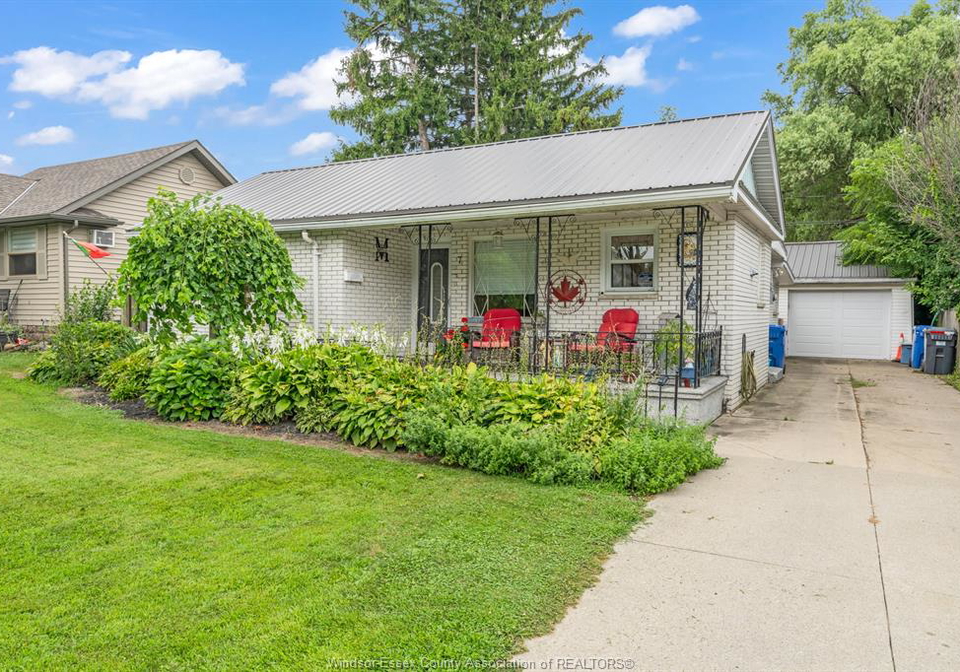 7-churchill-avenue-leamington-ontario-26019690