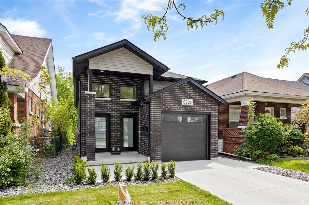2224-fraser-windsor-ontario-26019701