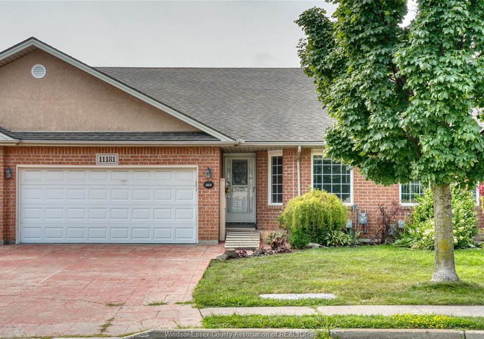 11181-firgrove-windsor-ontario-26019741