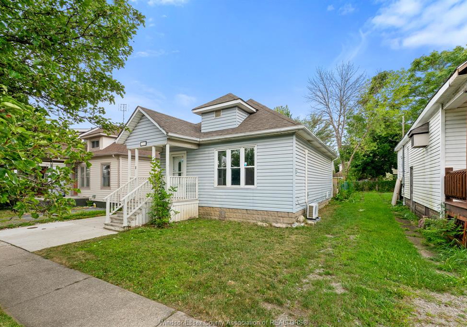 1122-st-luke-windsor-ontario-26019743
