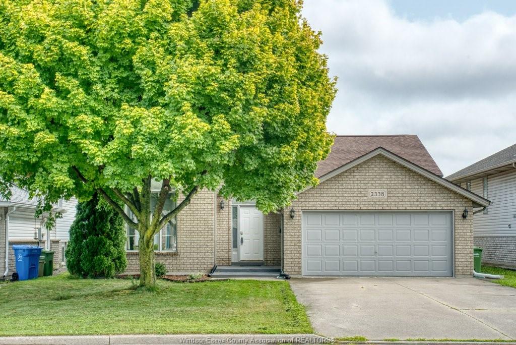 2338-northway-avenue-windsor-ontario-26019757