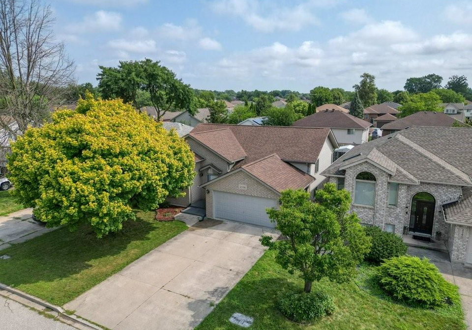 2338-northway-avenue-windsor-ontario-26019757