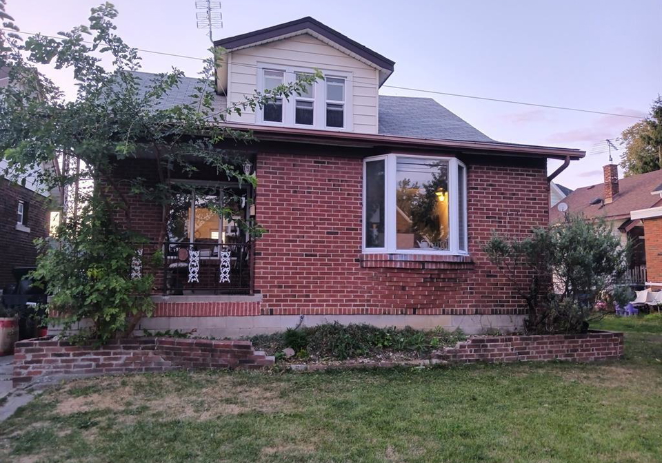1066-shepherd-windsor-ontario-26019805
