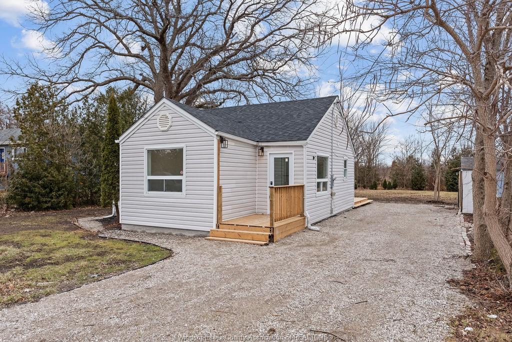 23-scott-lane-mcgregor-ontario-26019830