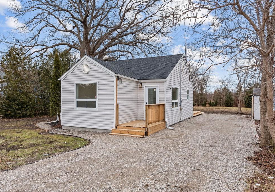 23-scott-lane-mcgregor-ontario-26019830