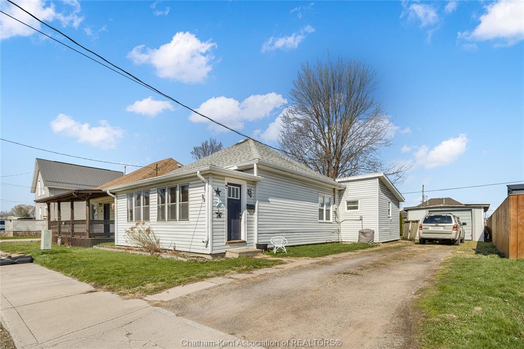 23-degge-street-chatham-ontario-26019836