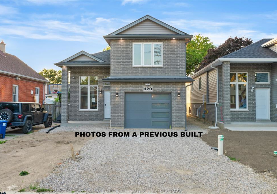 2267-louis-avenue-windsor-ontario-26019837