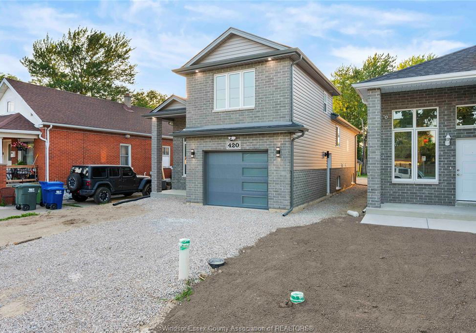2267-louis-avenue-windsor-ontario-26019837