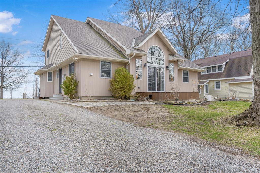 17938-lakeshore-road-rondeau-park-ontario-26019844