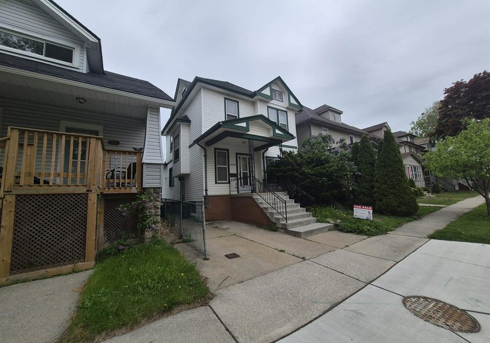 238-belleview-avenue-windsor-ontario-26019849