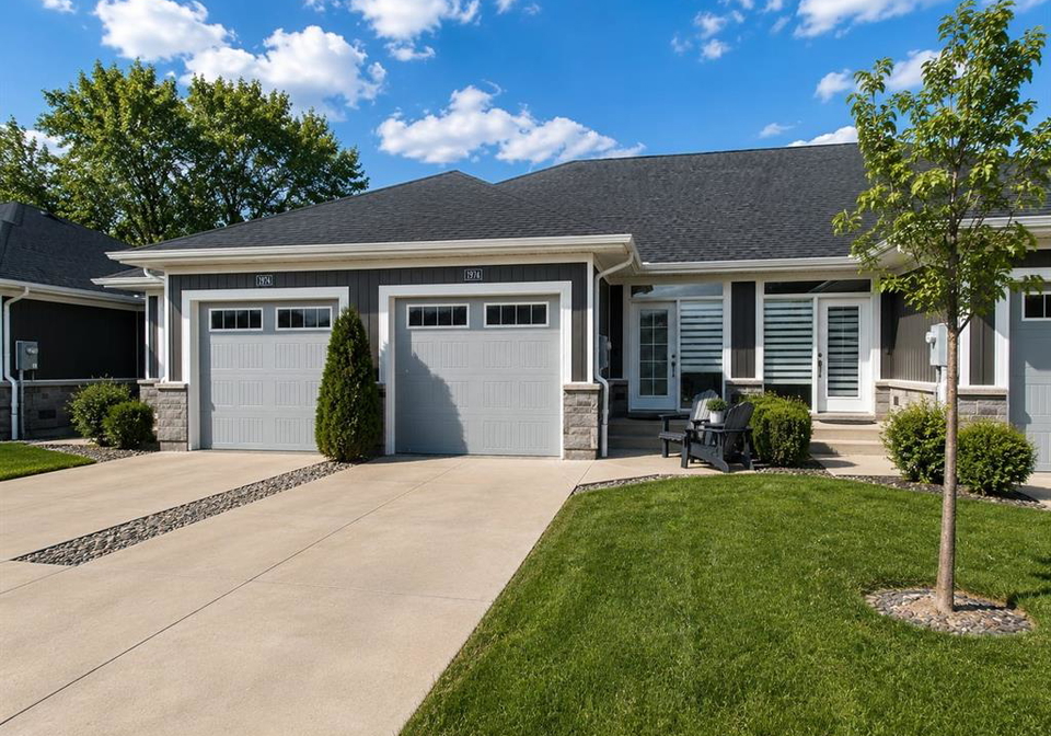 1974-ethan-court-windsor-ontario-26019861