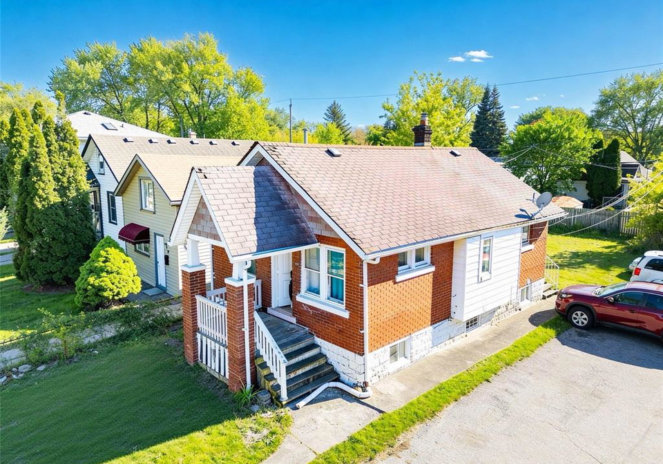 915-josephine-windsor-ontario-26019864
