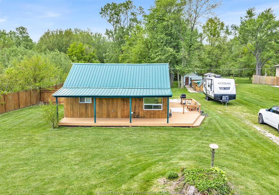 2420-county-road-20-w-harrow-ontario-26019885
