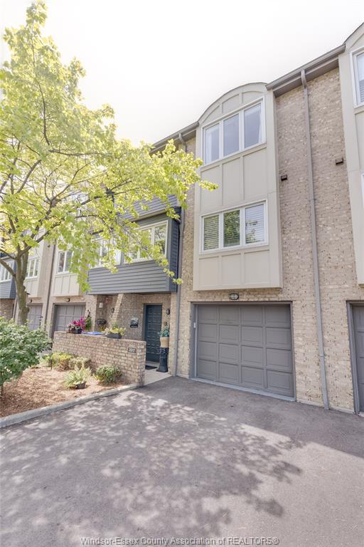 3917-riverside-east-windsor-ontario-26019894