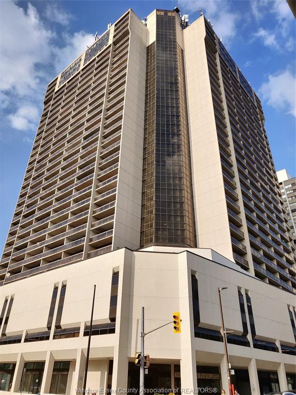150-park-windsor-ontario-26019905