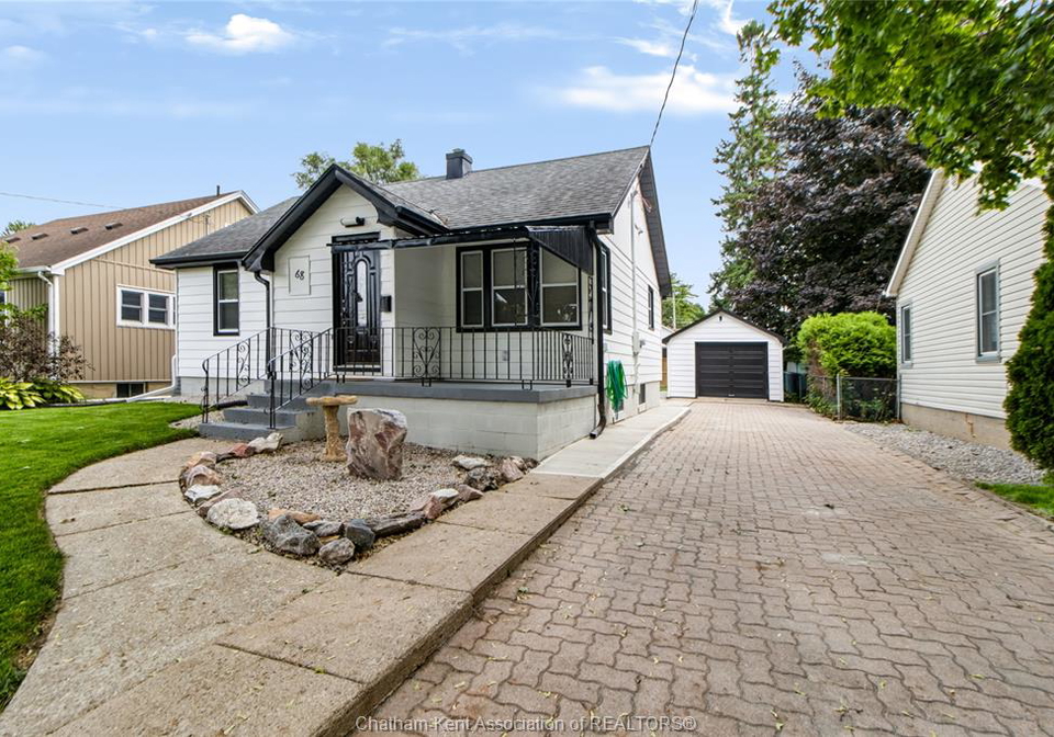 68-tweedsmuir-avenue-east-chatham-ontario-26019913