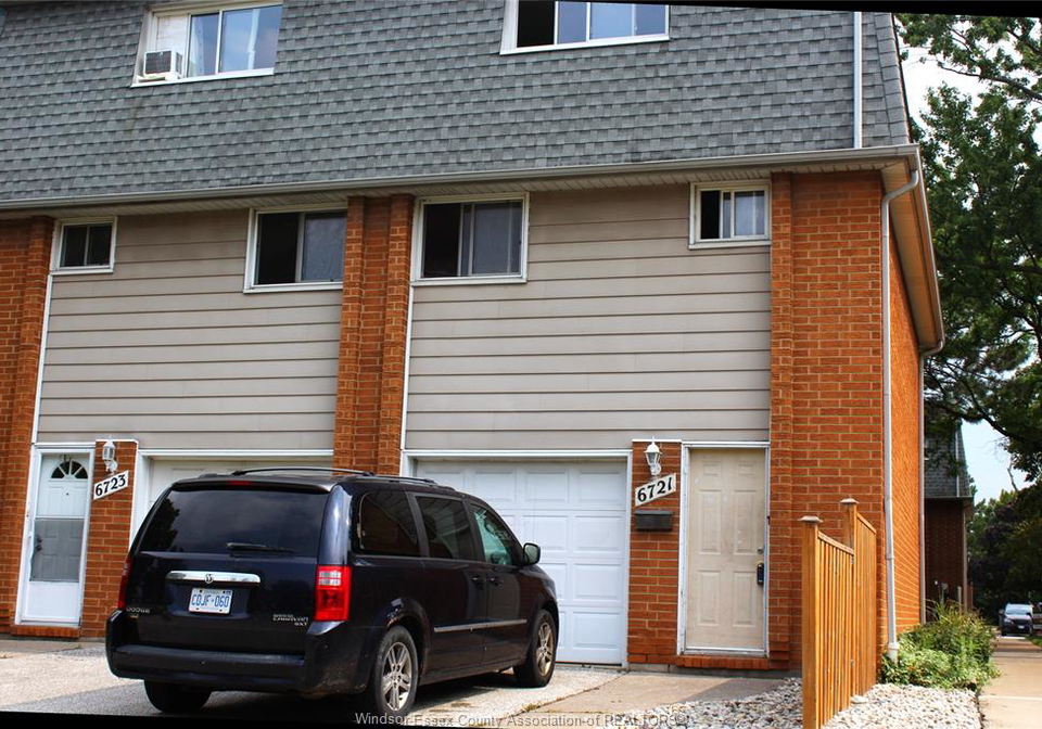 6721-rose-ville-garden-drive-windsor-ontario-26019922