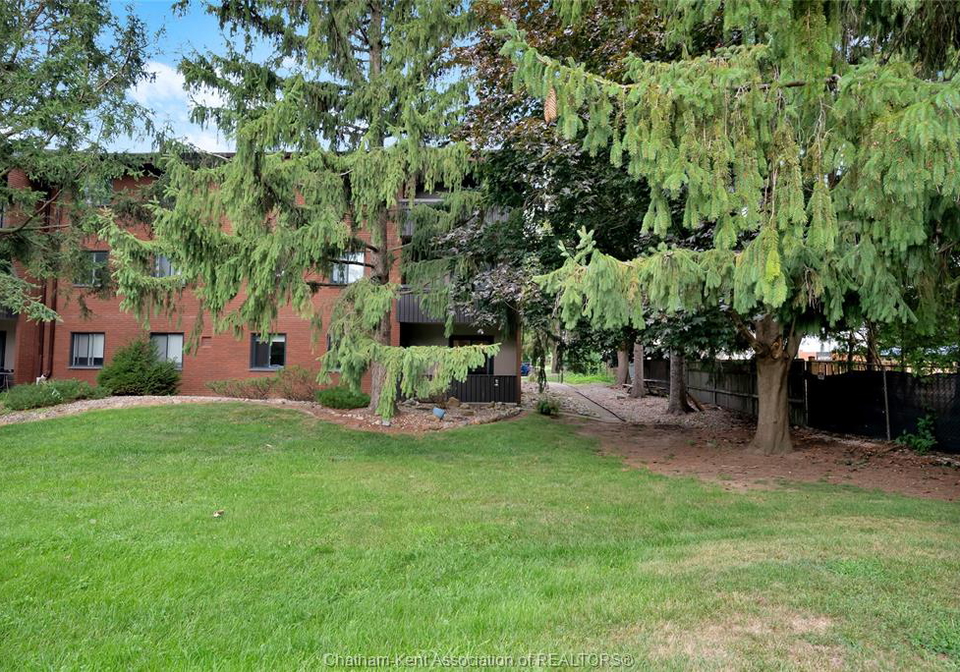 955-grand-avenue-west-chatham-ontario-26019930