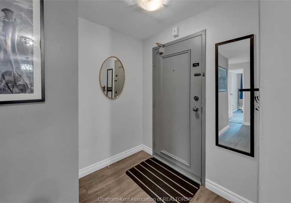 955-grand-avenue-west-chatham-ontario-26019930