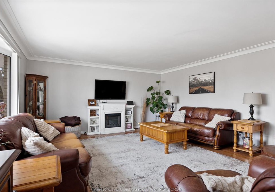 1226-aimee-street-lakeshore-ontario-26019942