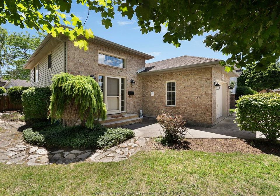 259-crownridge-boulevard-amherstburg-ontario-26019985