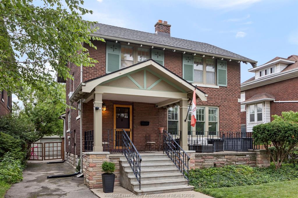 1528-victoria-avenue-windsor-ontario-26019990