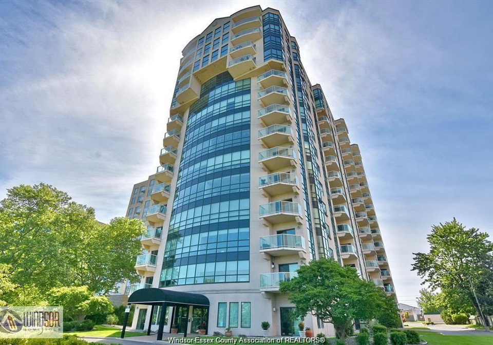 4789-riverside-drive-east-windsor-ontario-26019991