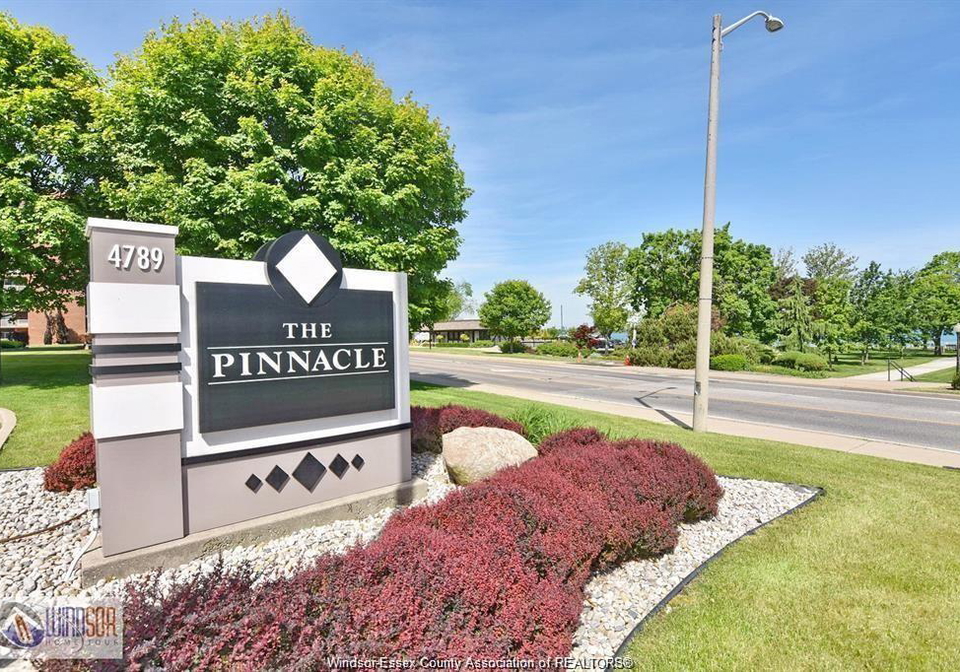 4789-riverside-drive-east-windsor-ontario-26019991