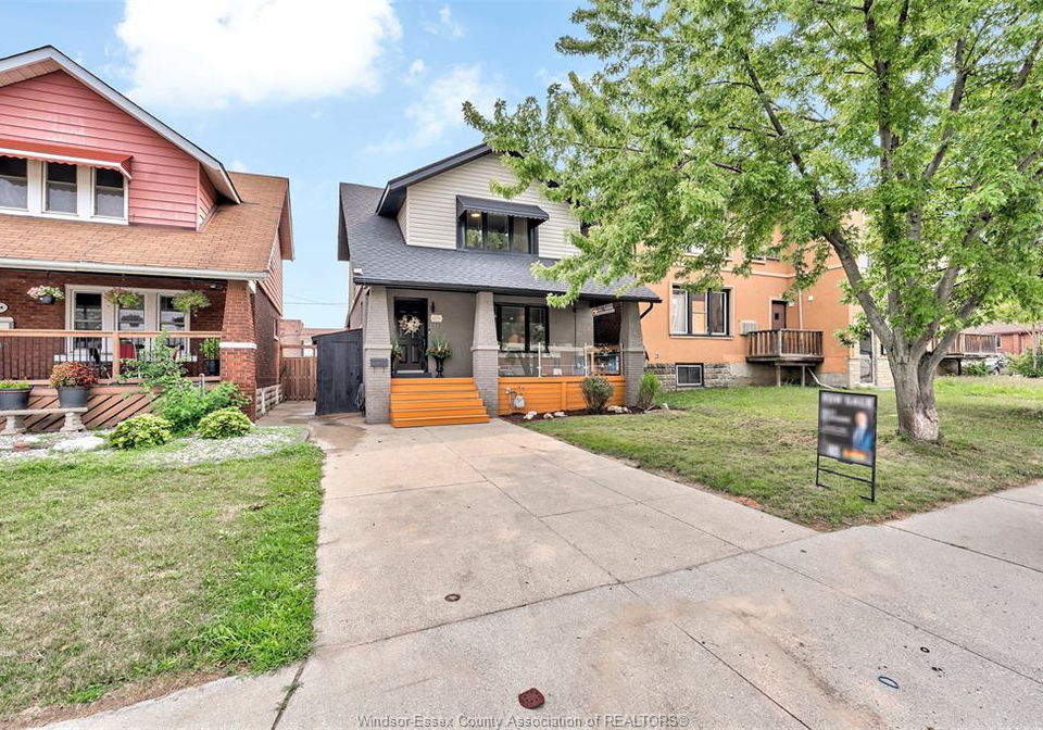 1362-elsmere-windsor-ontario-26019998