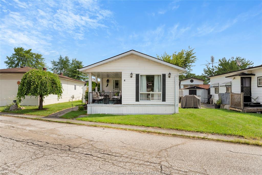 4-robin-court-lakeshore-ontario-26020004