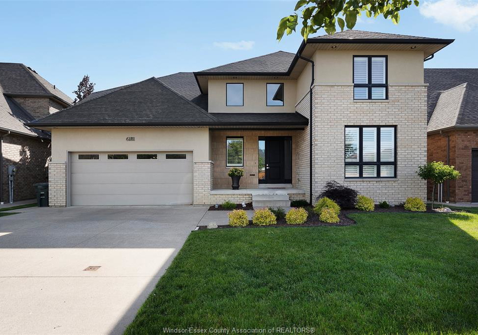 6181-silver-maple-lasalle-ontario-26020007