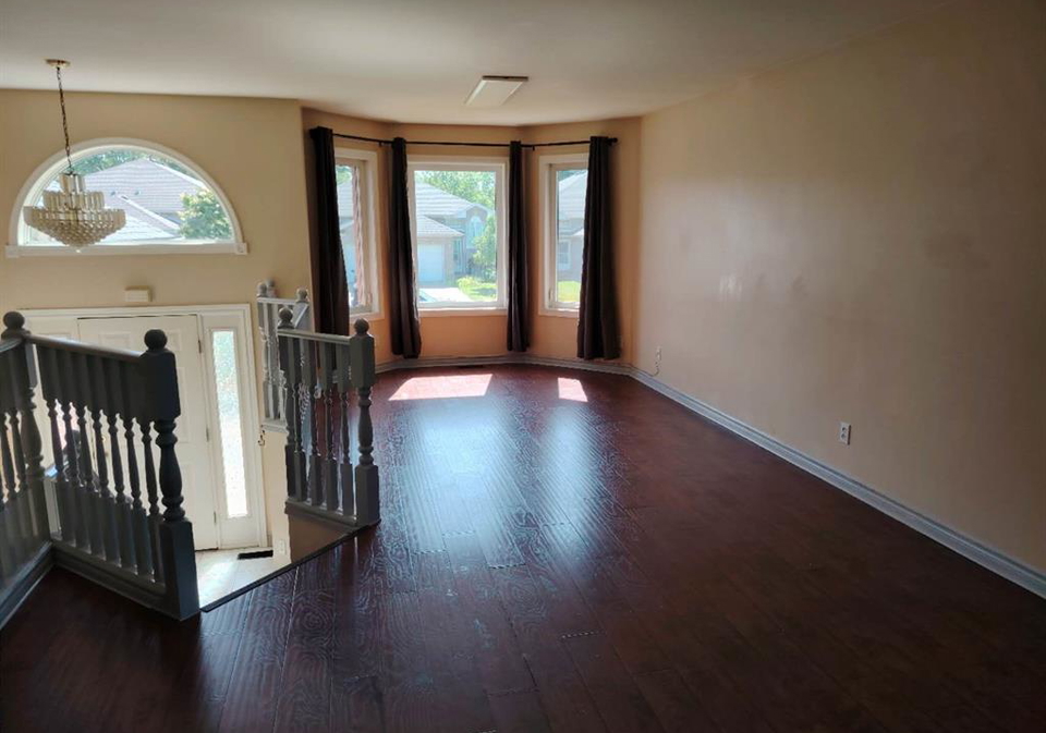 3240-northway-avenue-windsor-ontario-26020008