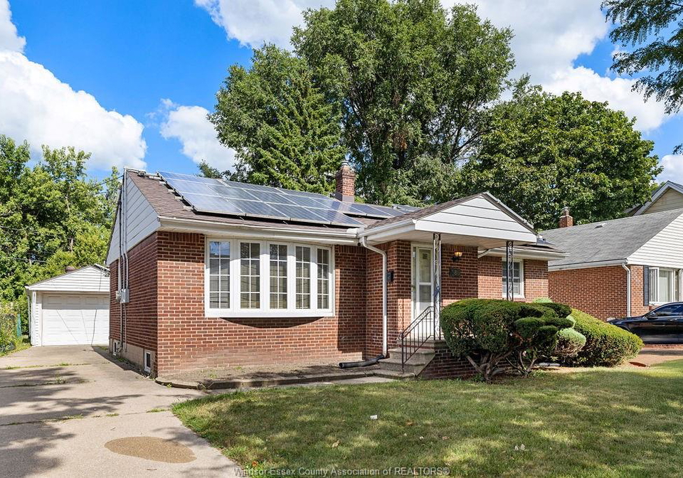 386-partington-avenue-windsor-ontario-26020048