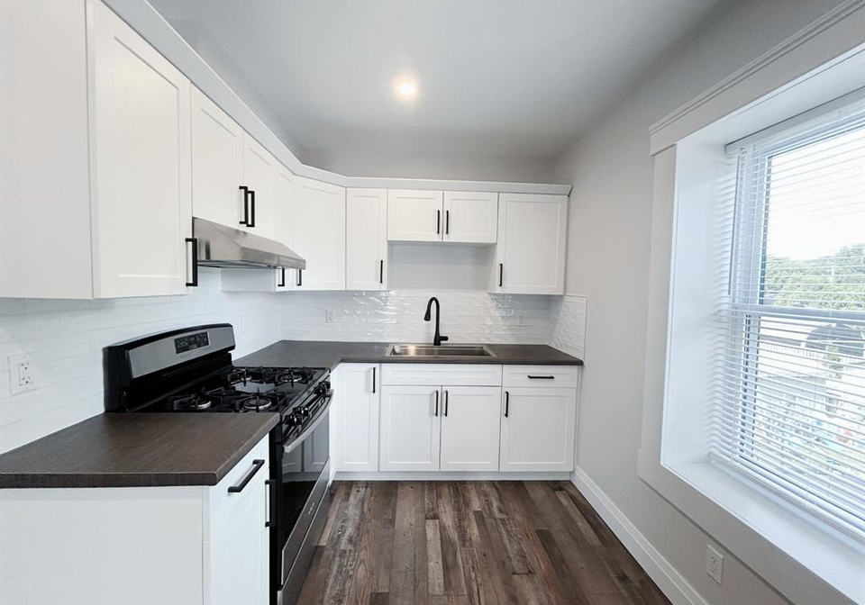 247-selkirk-street-chatham-ontario-26020060