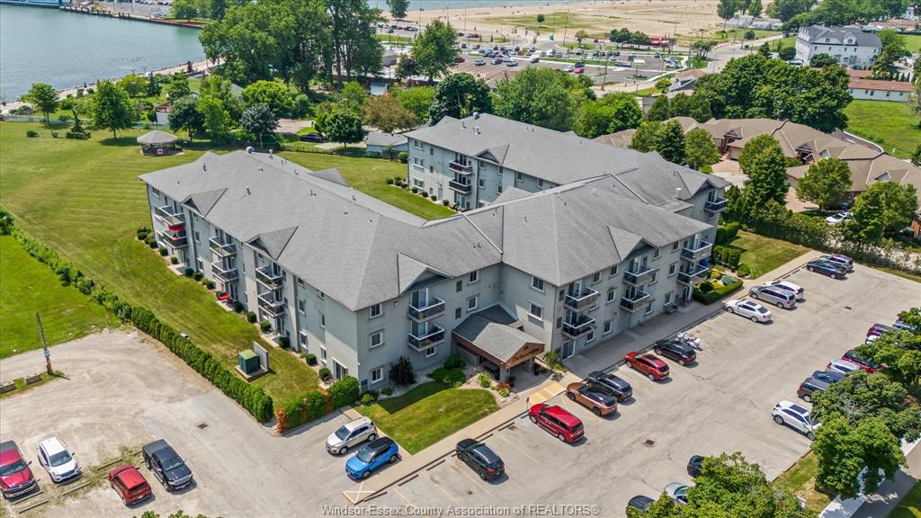 44-robson-leamington-ontario-26020063