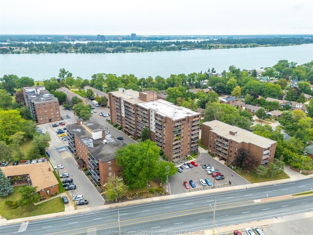 3936-wyandotte-street-windsor-ontario-26020078