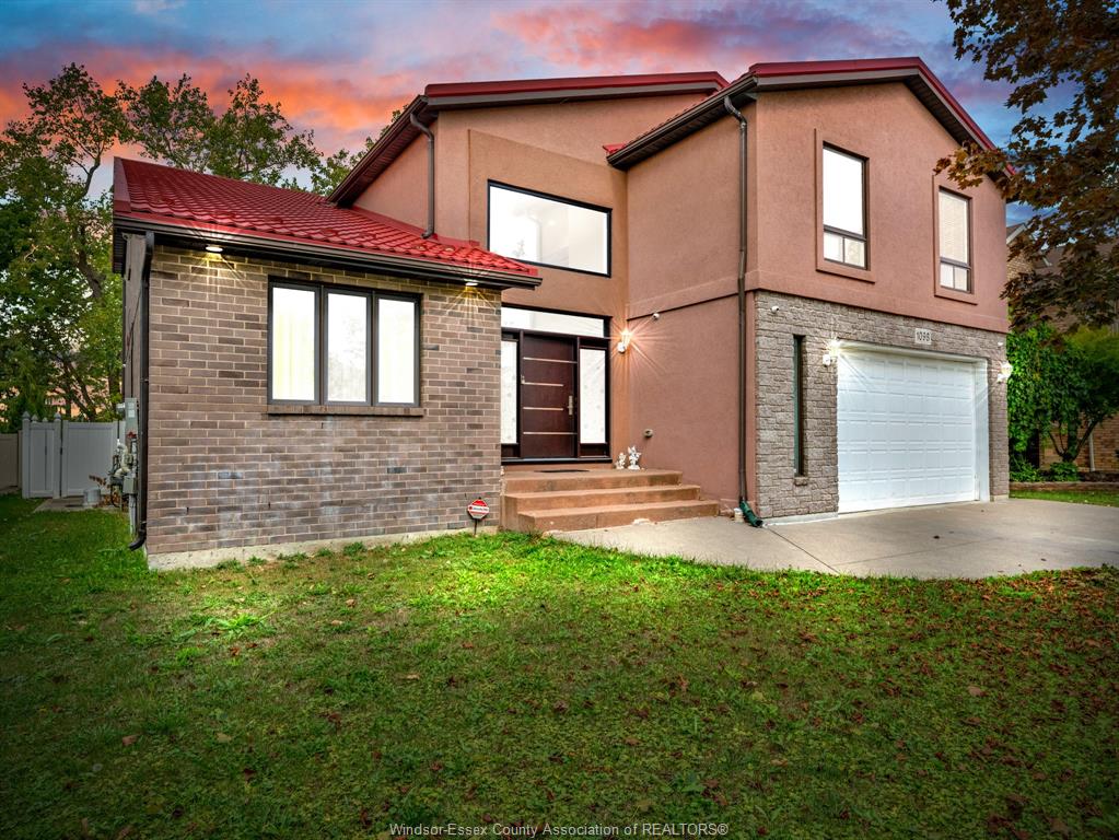 1098-stoneybrook-crescent-windsor-ontario-26020105