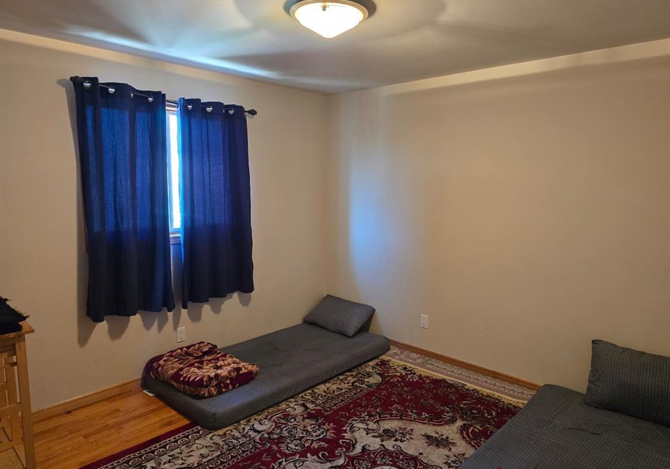 2636-fleming-court-windsor-ontario-26020109